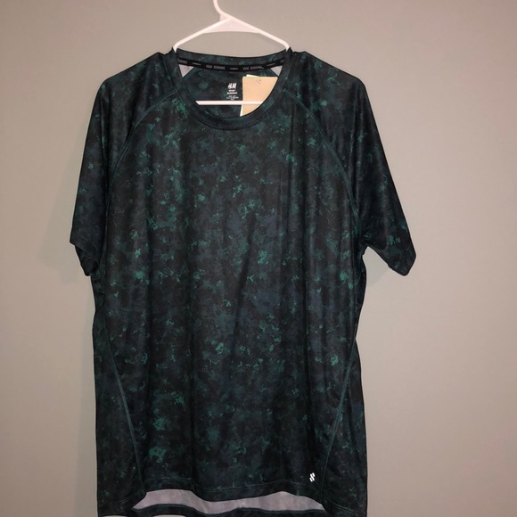 H&M Other - H&M BRAND NEW MEN’S RUNNING SHIRT.